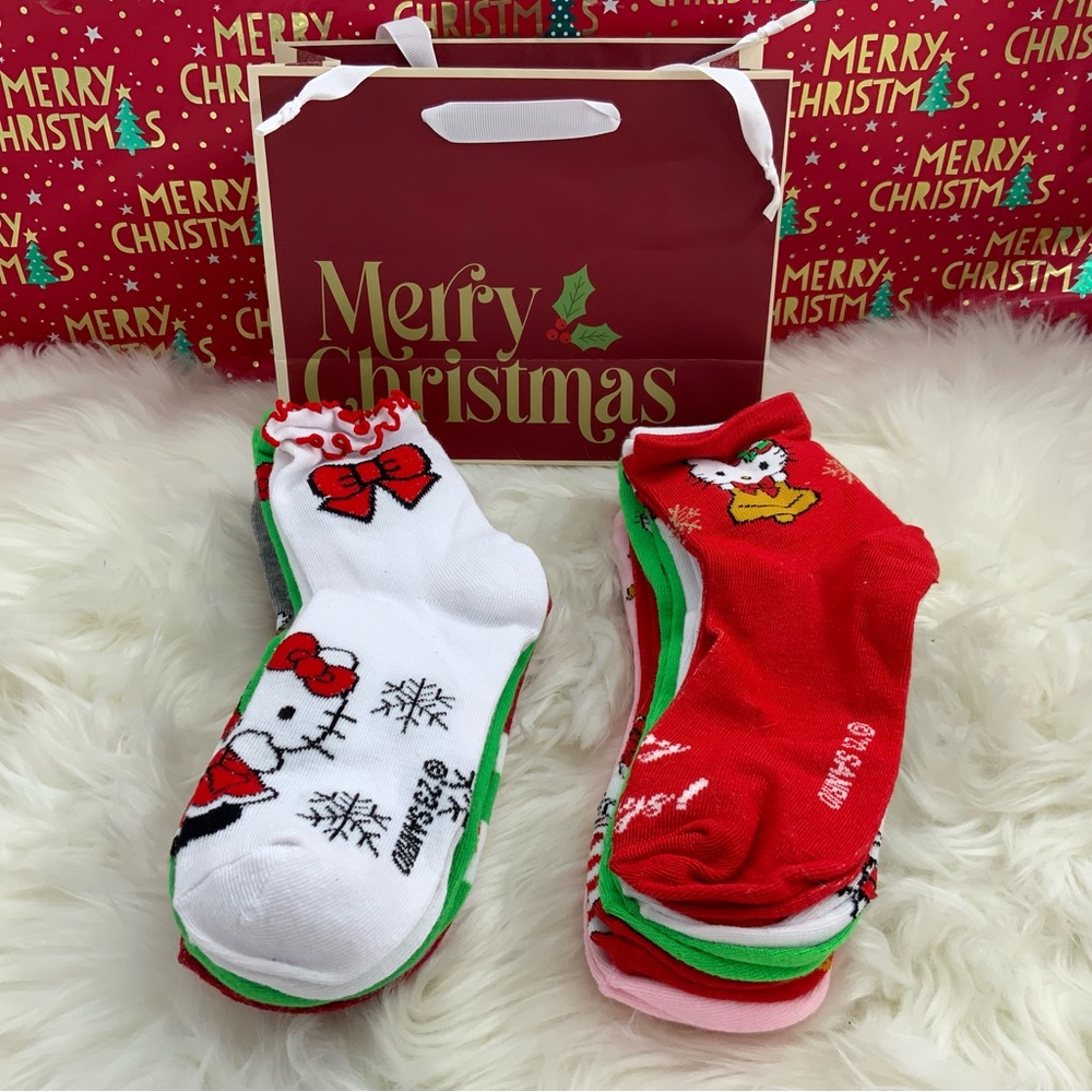 New Hello Kitty Sanrio Christmas socks- 10 pairs